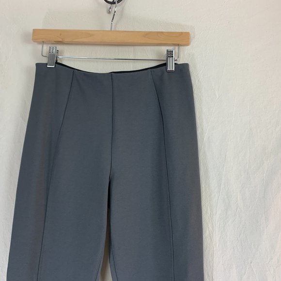 Liverpool Pull-On Cropped “Riding” Legging-Pant in Magnet Grey - Picture 6 of 9